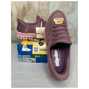 Skechers Slip-Ins Glide-Step Vibey 104557 Women's Burgundy Sneaker Size 8 M NEW